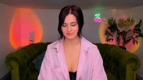 Amelia online show from October 10, 9:47 pm