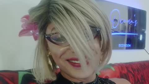 Snapshot of ladyoxana chatting on April 26, 10:40 pm Oxana online show from April 26, 10:40 pm