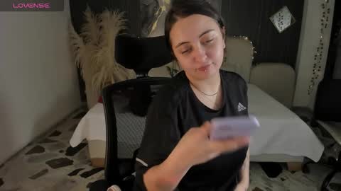 Lady  online show from January 18, 3:10 am