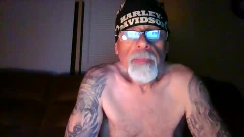 laidbackluxury online show from May 19, 1:56 am