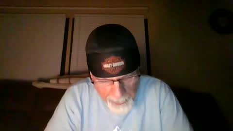 laidbackluxury online show from May 28, 3:59 am