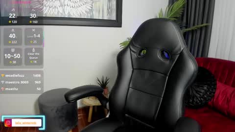 Snapshot of laila_angel chatting on March 12, 8:19 am laila_angel online show from March 12, 8:19 am