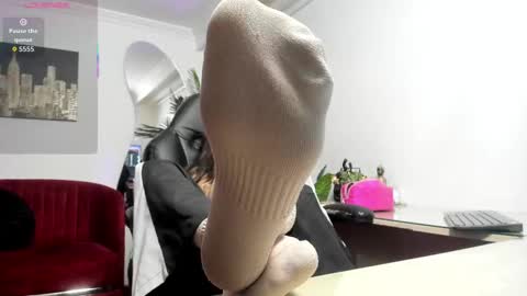 Snapshot of laila_angel chatting on September 17, 11:45 am laila_angel online show from September 17, 11:45 am