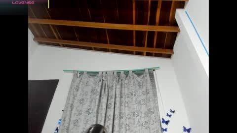Snapshot of laila_laly chatting on April 11, 5:28 pm Leila Laly online show from April 11, 5:28 pm