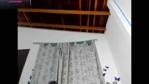 Snapshot of laila_laly chatting on April 12, 4:23 pm Leila Laly online show from April 12, 4:23 pm