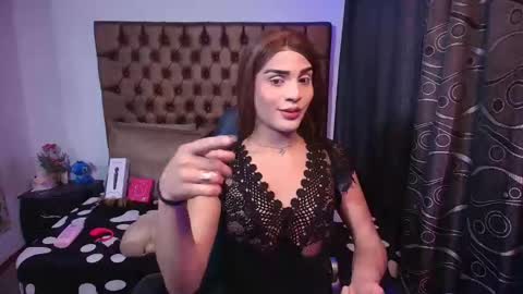 Camila online show from April 18, 9:04 pm