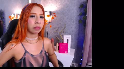 Laila Stilwills online show from February 8, 5:33 am