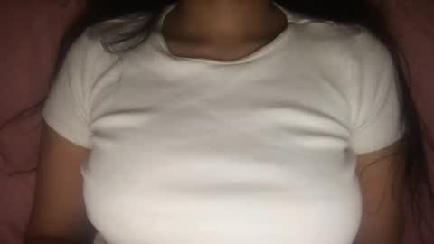 Snapshot of lailayousef chatting on December 11, 6:04 am Laila Yousef online show from December 11, 6:04 am