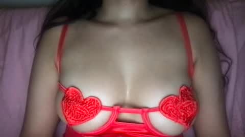 Snapshot of lailayousef chatting on December 14, 5:40 am Laila Yousef online show from December 14, 5:40 am