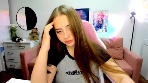 Kira online show from September 8, 9:47 pm