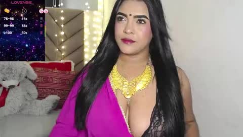 Snapshot of lakshmirani617378 chatting on June 2, 11:56 am Laskhmirani online show from June 2, 11:56 am