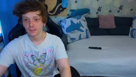 Snapshot of laksmrrr chatting on May 17, 10:11 am Lu Alex online show from May 17, 10:11 am