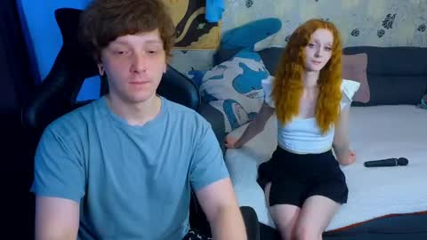 Snapshot of laksmrrr chatting on May 20, 9:37 am Lu Alex online show from May 20, 9:37 am