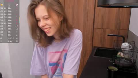 Julia online show from March 27, 8:19 pm