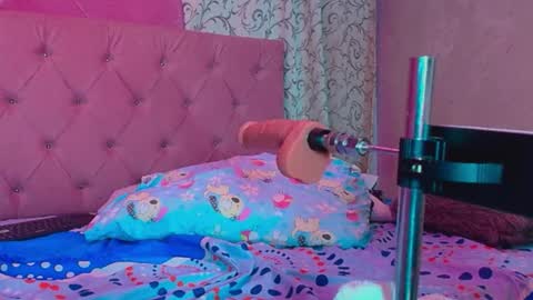 Snapshot of lali_hot0207 chatting on October 16, 5:36 pm lali_hot0207 online show from October 16, 5:36 pm
