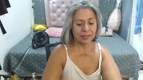 lalisha online show from April 14, 2:17 am