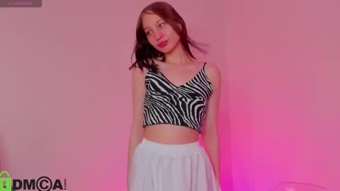 Snapshot of lallycute chatting on November 15, 11:18 am Lali online show from November 15, 11:18 am