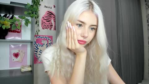 Erika online show from September 25, 8:29 am