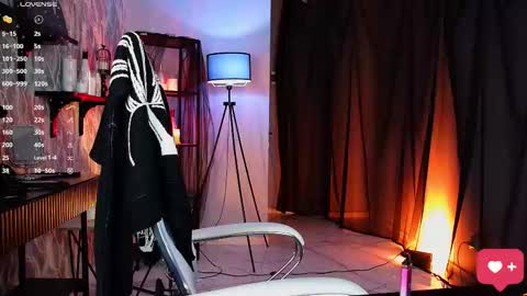 Snapshot of lana__may chatting on February 26, 8:35 am just call me Lana and her security online show from February 26, 8:35 am