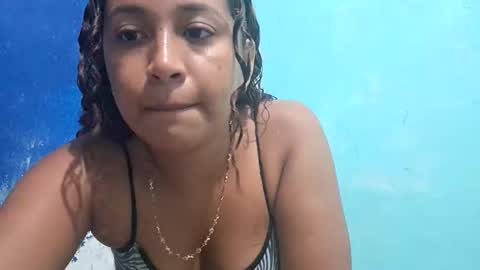 Snapshot of lana__trebol chatting on February 18, 2:40 am Lana online show from February 18, 2:40 am