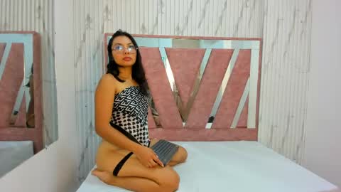 Snapshot of lana_hard_as chatting on May 28, 7:44 pm lana_hard_as online show from May 28, 7:44 pm
