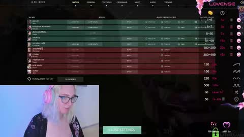 Snapshot of lana_lunar chatting on October 16, 12:39 pm Lana online show from October 16, 12:39 pm