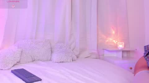 Snapshot of lana_moont chatting on June 27, 1:43 am INDEPENDENT MODEL online show from June 27, 1:43 am