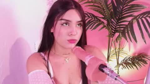 LANA online show from October 31, 4:02 am