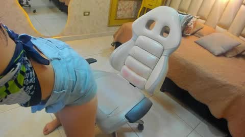 Lana Rey online show from April 7, 2:06 pm