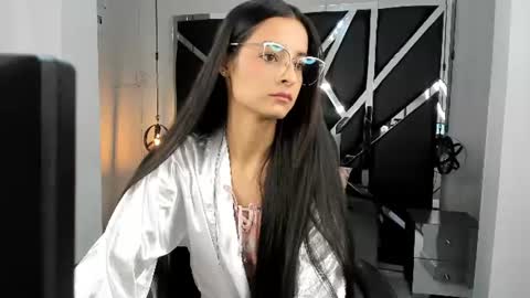 Snapshot of lana_rhoaades chatting on June 10, 12:04 pm lana_rhoaades online show from June 10, 12:04 pm