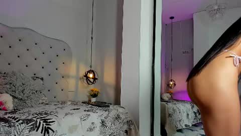 Snapshot of lana_rhoaades chatting on July 28, 2:13 pm lana_rhoaades online show from July 28, 2:13 pm