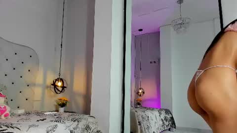 Snapshot of lana_rhoaades chatting on July 28, 3:43 pm lana_rhoaades online show from July 28, 3:43 pm