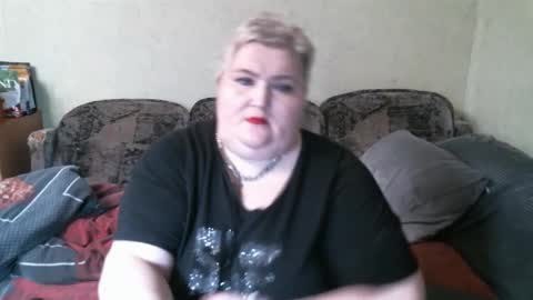 lanacat555 online show from March 10, 7:07 pm