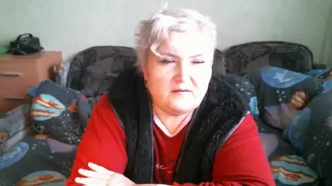 lanacat555 online show from February 5, 6:40 am