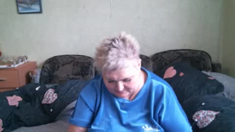 lanacat555 online show from April 8, 10:04 am