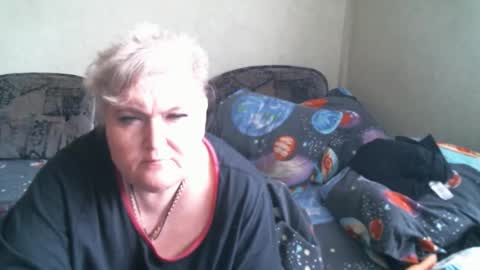 lanacat555 online show from April 18, 6:28 am