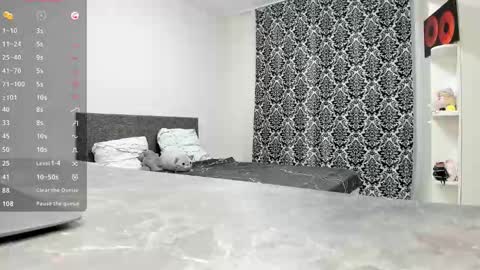 Snapshot of lanalandd chatting on December 28, 6:50 pm Lana online show from December 28, 6:50 pm