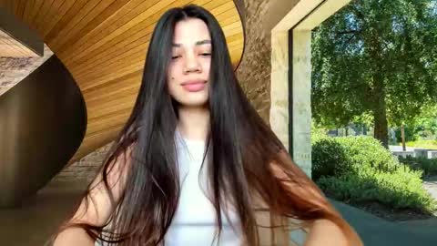 Snapshot of lanalandd chatting on October 4, 10:02 am Lana online show from October 4, 10:02 am