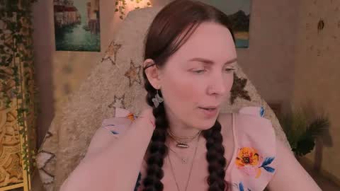 Snapshot of lanaradiance chatting on May 8, 8:30 am Lana Radiance online show from May 8, 8:30 am