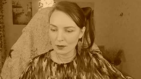 Snapshot of lanaradiance chatting on May 14, 3:19 pm Lana Radiance online show from May 14, 3:19 pm