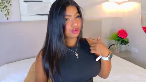 Lana online show from November 5, 7:36 pm