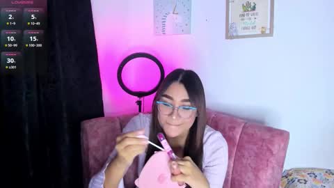 Snapshot of lanasin_ chatting on February 8, 3:21 am lanasin_ online show from February 8, 3:21 am