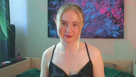 Snapshot of lanavismith chatting on June 22, 6:21 am LanaviSmith online show from June 22, 6:21 am