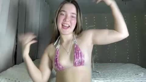 Snapshot of lanelizzie348 chatting on October 18, 2:36 am lanelizzie348 online show from October 18, 2:36 am