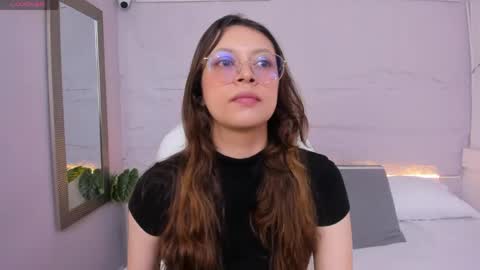 Snapshot of lanna_18_ chatting on June 2, 11:45 am Lanna online show from June 2, 11:45 am