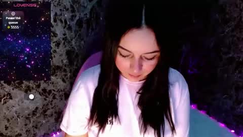 Snapshot of lanna_belle28 chatting on March 18, 1:58 pm Lanna online show from March 18, 1:58 pm