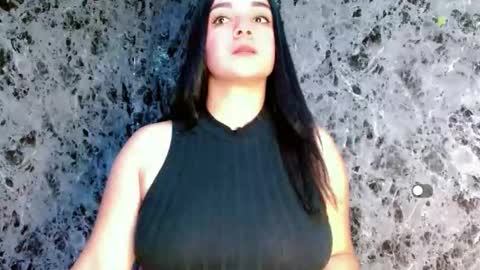 Snapshot of lanna_belle28 chatting on March 24, 2:44 pm Lanna online show from March 24, 2:44 pm