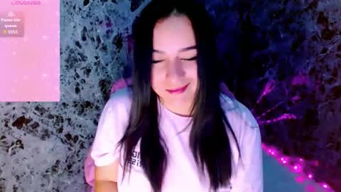 Snapshot of lanna_belle28 chatting on May 1, 1:48 pm Lanna online show from May 1, 1:48 pm