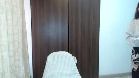 Lanna online show from March 14, 1:16 pm