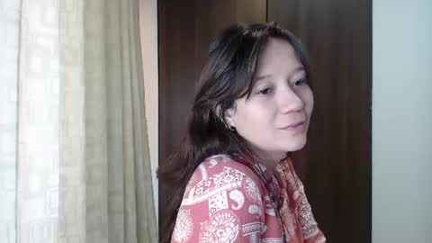 Snapshot of lanna_mills chatting on June 24, 1:21 pm Lanna online show from June 24, 1:21 pm